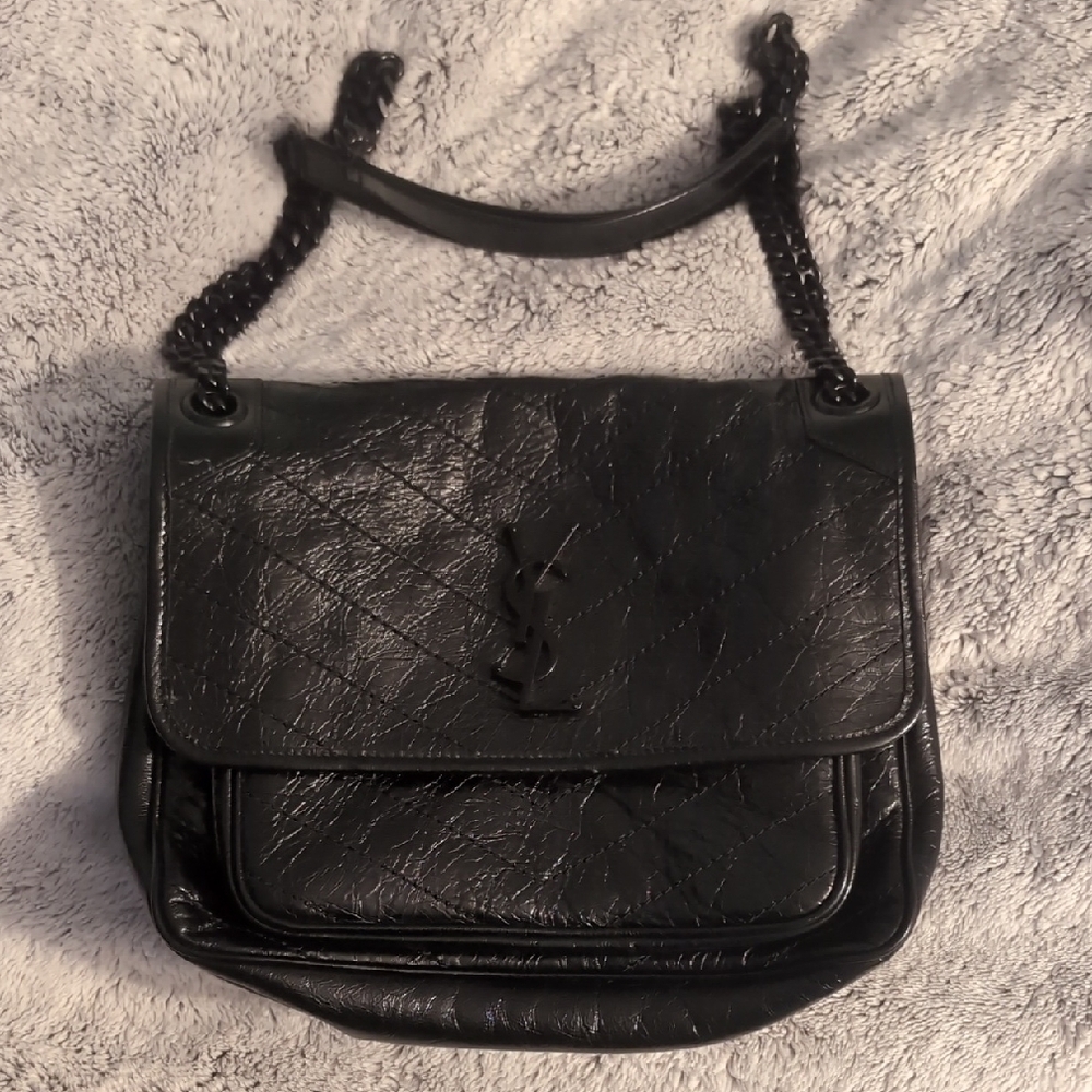 Saint Laurent Black Crossbody Bag with Iconic YSL Logo - Picture 3 of 7